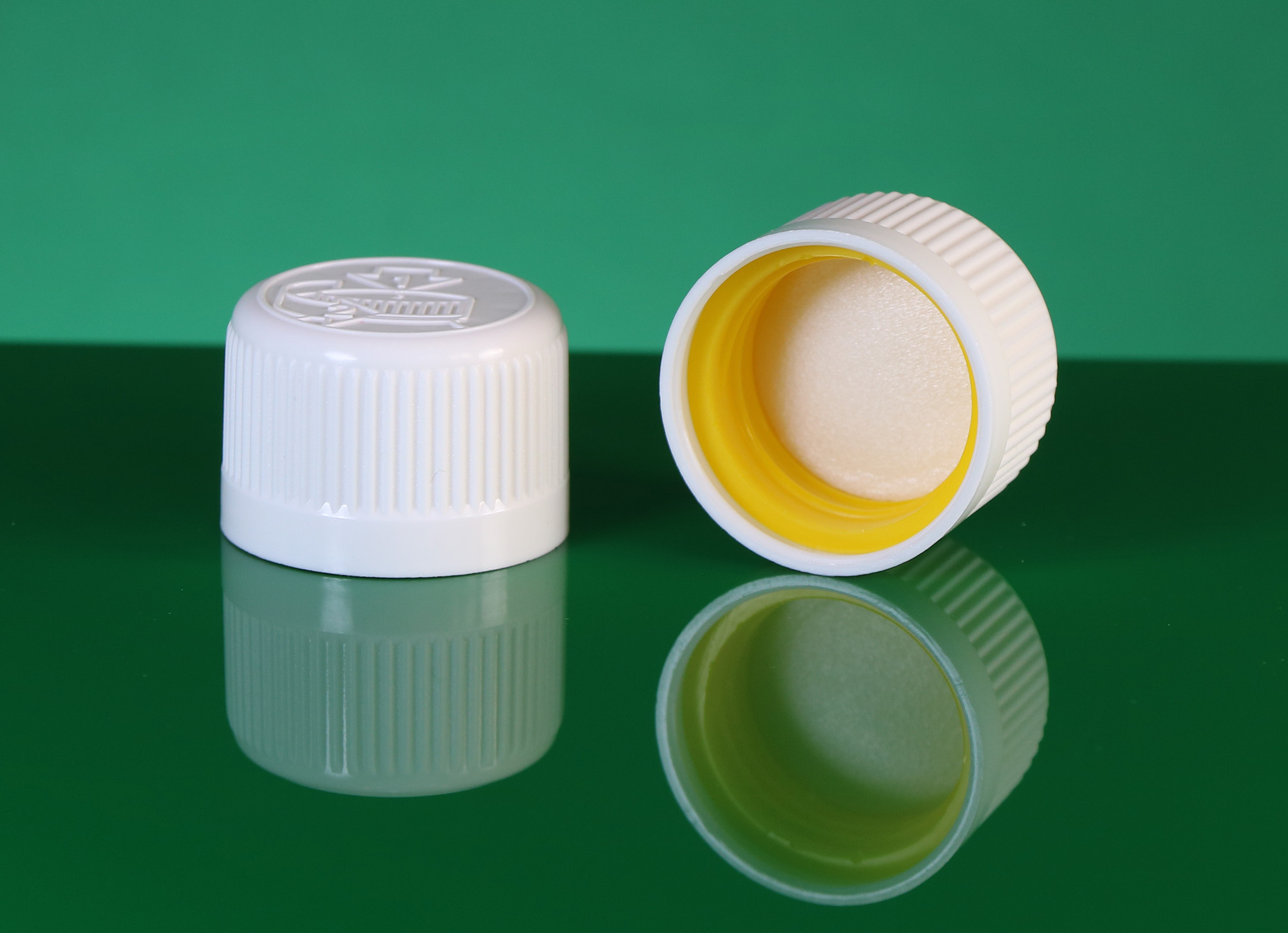 28mm child lock child proof child resistant Tamper Evident cap with pe or foam liner for PET bottle درب قفل کودک 28 بطری پت با واشر فومی یا فویل سیل