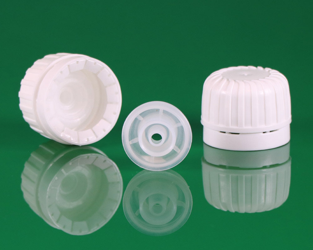 28mm Tamper Evident plastic Cap with tiny hole orifice reducer for PET bottle درب پلاستیکی 28 میلیمتر پلمپ دار با آسان ریز یا روانریز بطری پت سوراخ ریز
